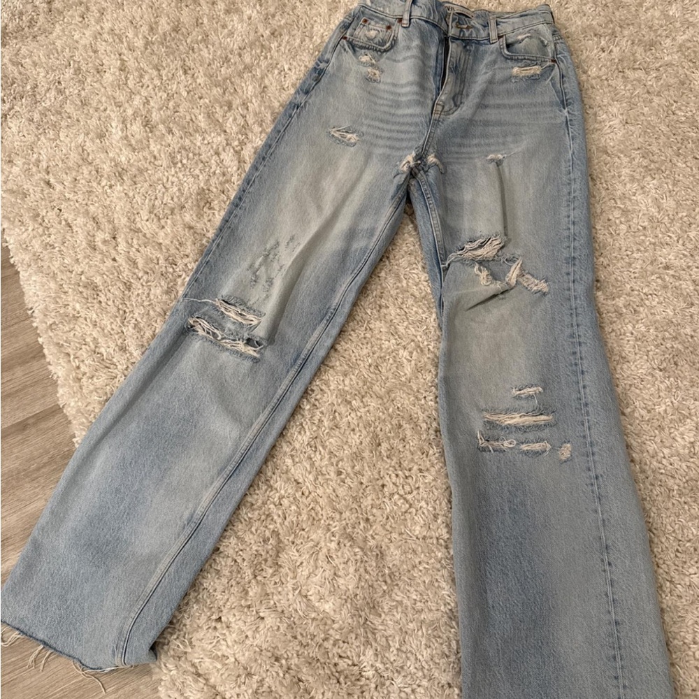 ZARA THE 90’s FULL LENGTH JEANS
High Rise - Wide Leg - Full Length